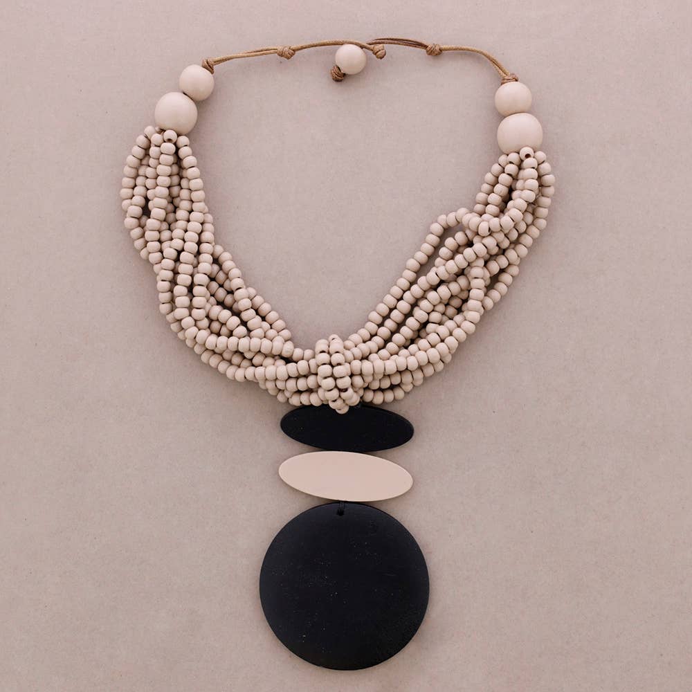 COLLIER MÉDAILLE EN BOIS